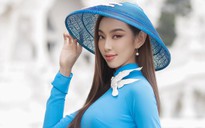 Hoa hậu Thùy Tiên rạng rỡ trong tà áo dài Việt Nam trên đất Thái