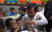Ông Đoàn Ngọc Hải và bữa phở gà đặc biệt đãi trẻ em Hà Giang ăn sáng