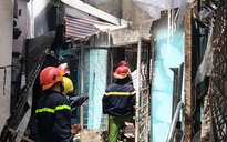 'Bà hỏa' thiêu rụi 2 căn nhà ở Sài Gòn