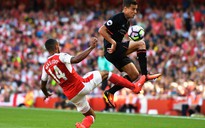 Liverpool - Arsenal: Trong vòng xoáy chỉ trích