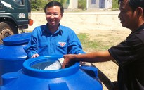 T.Ư Đoàn tặng bồn chứa nước cho người dân vùng khô hạn