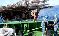 Siêu bão 'Miệng núi lửa' khiến nhiều tàu cá gặp nạn ở Biển Đông