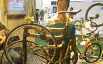 Ấn tượng sáng chế xe đạp tre của chàng trai Việt