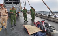 Giao thông qua cầu Rạch Miễu ùn tắc hơn 5 km vì tai nạn chết người
