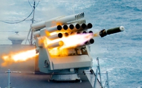 Báo Trung Quốc 'khoe' ảnh chiến hạm khai hỏa khi tập trận ở Biển Đông