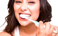 Nên đánh răng trước hay sau khi ăn sáng?
