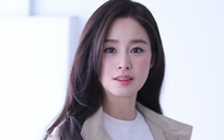 Mỹ nhân Kim Tae Hee xinh như nữ thần với style công sở