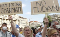 Biểu tình phản đối xây đại học Trung Quốc tại thủ đô Hungary
