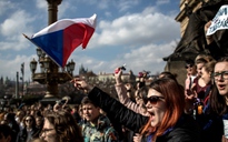 70.000 người biểu tình ở thủ đô CH Czech vì giá năng lượng tăng, phản đối EU, NATO