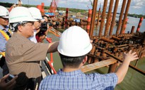 Ông Đinh La Thăng yêu cầu rút ngắn tiến độ dự án chống ngập 10.000 tỉ