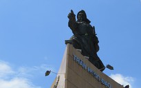 'Dời lư hương trước tượng Đức Thánh Trần': Quận ủy Quận 1 lên tiếng giải thích