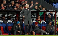 HLV Wenger: 'Arsenal chịu đựng để chiến thắng'