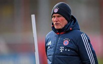 HLV Bayern chỉ trích Aubameyang