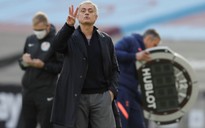 Kế hoạch 10 ngày giữ ghế của Mourinho ở Tottenham