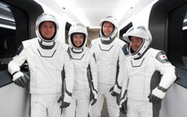 Vì sao NASA yêu cầu phi hành đoàn Endeavour hạn chế dùng toilet?