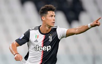 Ronaldo lập cú đúp giúp Juventus tiến gần chức vô địch Serie A