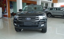 Giá 999 triệu đồng, Ford Everest bản Ambiente số sàn trang bị gì?