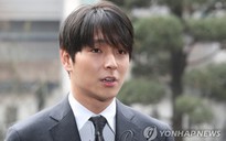Choi Jong Hoon thừa nhận hối lộ cảnh sát để bịt scandal say rượu lái xe