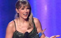 Taylor Swift phá kỷ lục của Michael Jackson tại AMAs