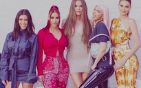 Chị em Kim ‘siêu vòng ba’ hóa thân thành Spice Girls khiến ‘bản gốc’ thích thú