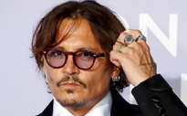 Johnny Depp bị loại khỏi dự án ‘Fantastic Beasts’ sau khi thua kiện báo Anh