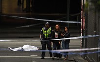 Tấn công bằng dao ngay trung tâm Melbourne, 3 người thương vong