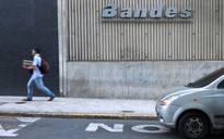 Mỹ trừng phạt ngân hàng Venezuela sau khi nhân vật đối lập bị bắt