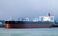 Iran bắt giữ tàu dầu Anh ở eo biển Hormuz