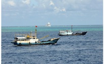 Philippines tố Trung Quốc dùng tàu cá giám sát, kiểm soát Biển Đông