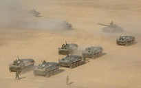 Tổng thống Putin ra lệnh sơ tán hơn 500 người khỏi Afghanistan, Nga tập trận xe tăng