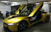 Không muốn đụng hàng, dân chơi Sài thành thay áo cho BMW i8