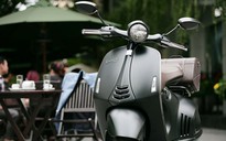 Vespa 946 Emporio Armani: Giá ‘chát’ người Việt vẫn ‘khát’?