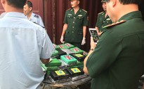 Phát hiện 100 bánh cocain trong thùng container trên tàu Mark Shenzhen