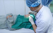 TP.HCM: Nữ bệnh nhân xuất huyết não, hôn mê sâu sau khi xăm chân mày