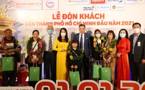 TP.HCM tặng vé máy bay khứ hồi, voucher du lịch cho khách 'xông đất' năm 2021