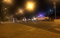 Hàng chục CSGT vây bắt nhóm thanh thiếu niên tụ tập giữa đêm ở TP.HCM