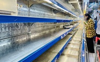 Người dân TP.HCM bất ngờ 11 giờ trưa siêu thị 'không còn hàng tươi sống để mua'