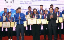 Nữ cầu thủ Nguyễn Thị Vạn được tuyên dương Thanh niên tiên tiến làm theo lời Bác