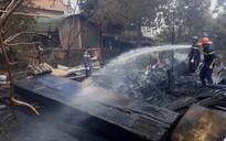 Hỏa hoạn thiêu rụi xưởng gỗ và làm hư hỏng 1 nhà dân