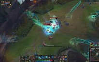 Video LMHT: Tướng mới Illaoi 1 cân 2 cực bá