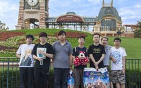 LMHT: SofM 'quẩy tung' Disneyland Thượng Hải trước khi về Việt Nam