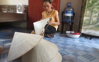 Sống mãi với nghề xưa: Độc đáo chợ nón xã Nghĩa Châu