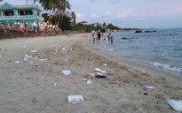Rác, nước thải tràn lan bãi biển Phú Quốc