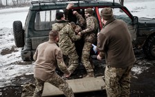 Tổng thống Ukraine báo động sức tấn công của Nga rất dữ dội ở Donetsk