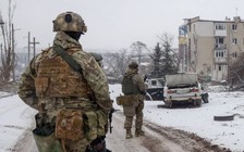 Chiến sự ngày 342: Pháp bàn chuyện huấn luyện phi công Ukraine lái tiêm kích Pháp