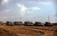 Quân đội Israel nói đang chờ 'đèn xanh chính trị' để tiến hành đổ bộ Gaza