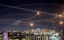 Israel hứng rốc két, kêu gọi công dân ở Ai Cập, Jordan sơ tán gấp