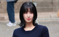 Momo (Twice) quyến rũ tại Tuần lễ thời trang Paris