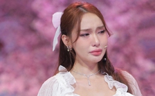 Nữ chính chuyển giới khóc nức nở khi tỏ tình 'người cũ' trong show hẹn hò