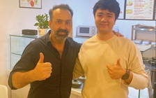 Cựu HLV Thanh Hóa mở quán ăn ở Việt Nam, say sưa nói về đội tuyển Ý